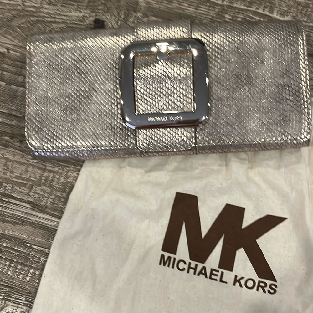 MK CLUTCH metallic